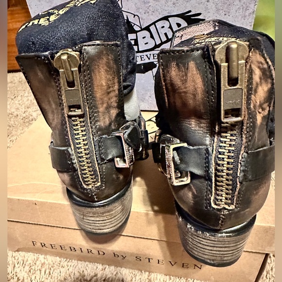 Truce by Freebird - Picture 4 of 8